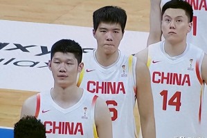 FB体育-中国男篮逆转夜最差劲之人：失误被换下 仅出场30秒